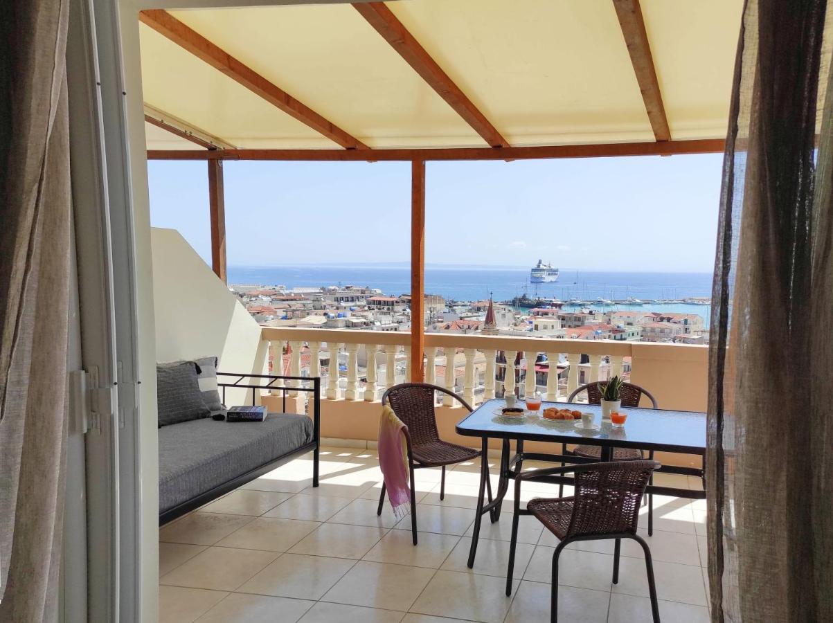 Three Graces Zakynthos Town Apartment Екстериор снимка