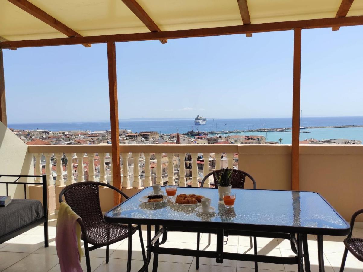 Three Graces Zakynthos Town Apartment Екстериор снимка